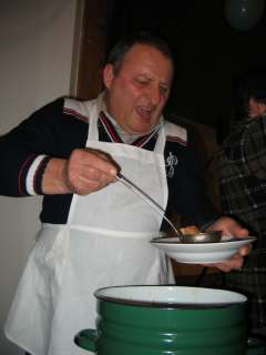 2006-01-14 - 19-34-37 Répafőző verseny-Miklósfa 061.jpg 2006-01-14 - 19-34-37 Répafőző verseny-Miklósfa 061.jpg