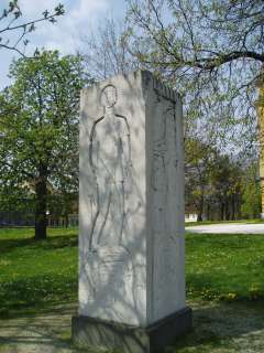 Pápa, Fő tér 01-03. Jókai oszlop 1.kép.jpg Pápa, Fő tér 01-03. Jókai oszlop 1.kép.jpg