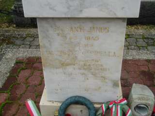 Tapolca, Régi köztemető: Batsányi és felesége sírja 2.kép.jpg Tapolca, Régi köztemető: Batsányi és felesége sírja 2.kép.jpg